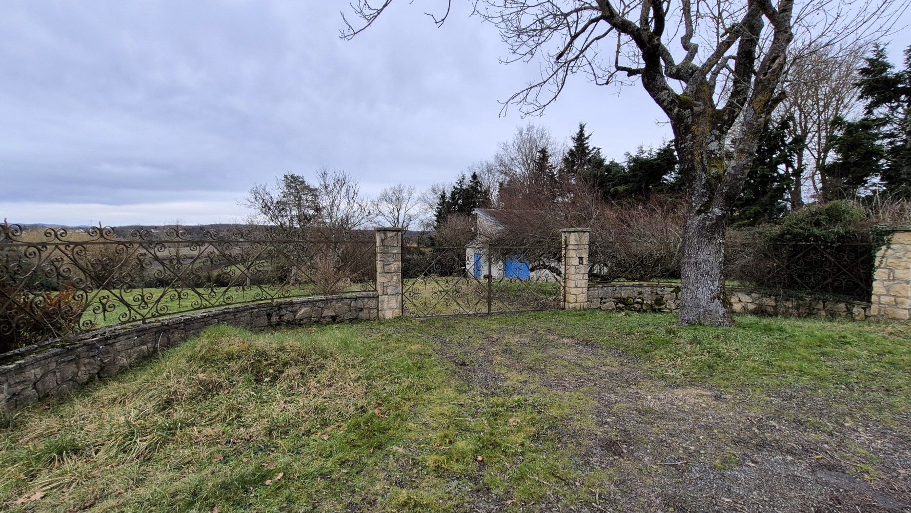 MAGNIFIQUE TERRAIN 6000m²